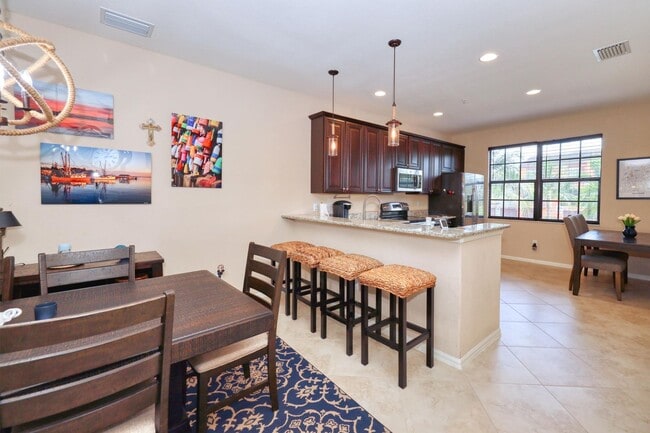 Building Photo - ? Stylish 2BR/2BA Townhouse in Resort-Style Community | Available July 2025 – April 2026 | 30-Nig...