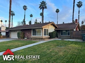 Building Photo - Spacious 5 Bedroom Home Near Victoria Ave with Easy Freeway Access