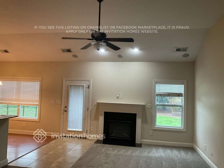 Building Photo - 1628 Ridgehaven Rd