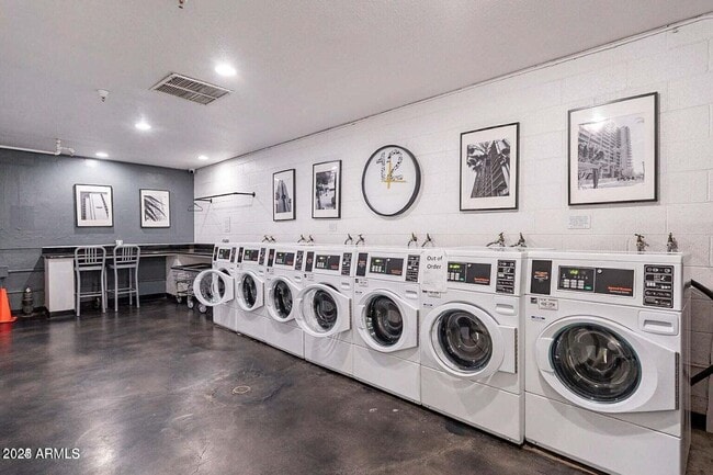 Building Photo - 4750 N Central Ave