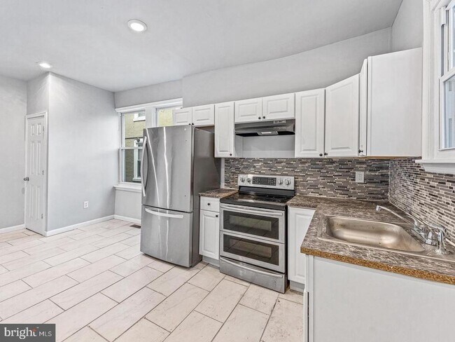 Primary Photo - 1511 N 54th St