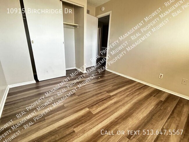 Building Photo - 10915 Birchridge Dr