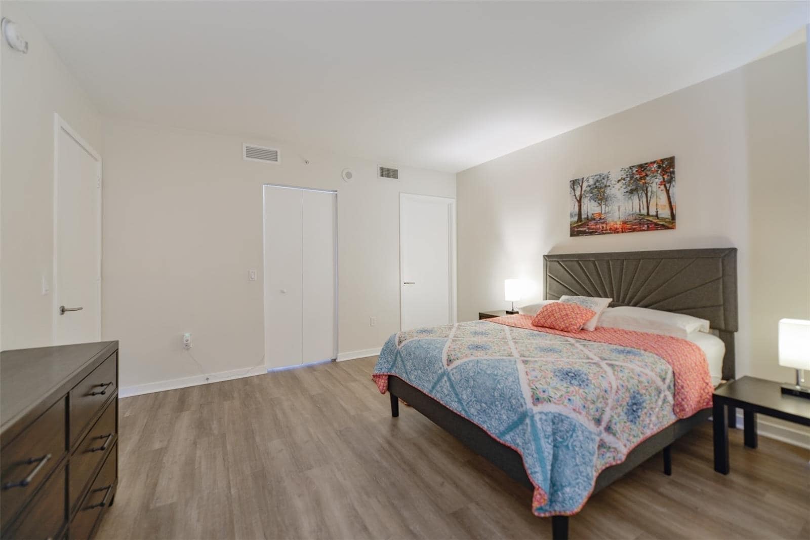 Building Photo - 31 SE 6th St