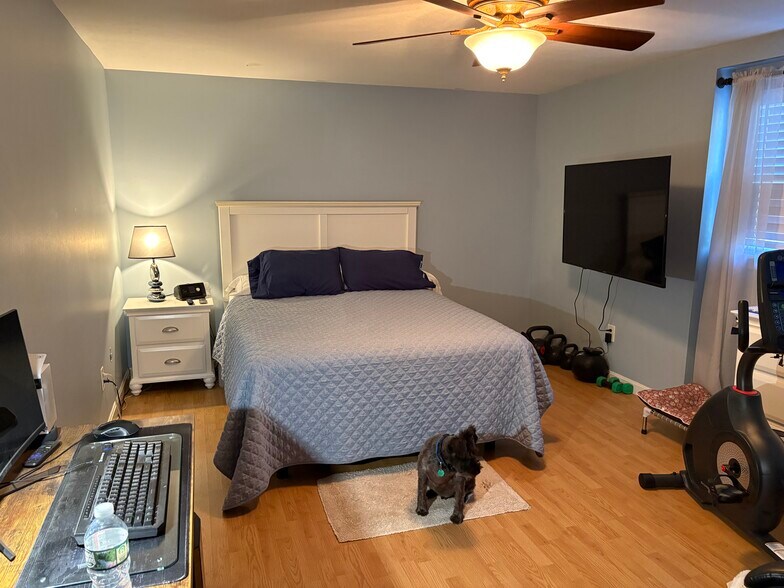 Primary Photo - 12 Maylane Dr