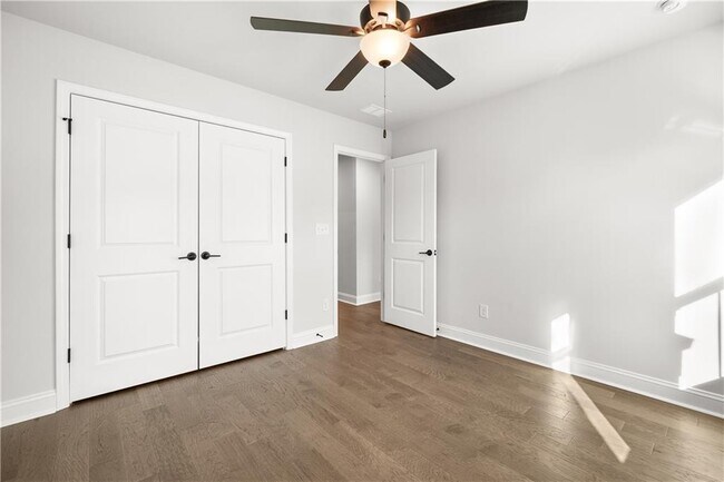 Building Photo - 106 Briargate Dr