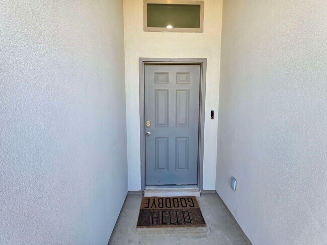 Building Photo - 5428 Encanto Dr