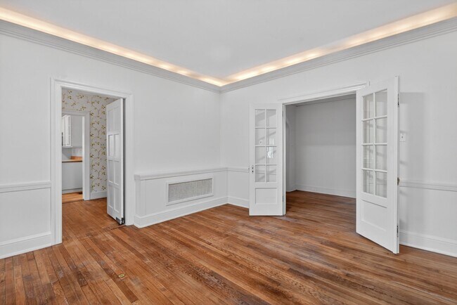 Building Photo - 1436 Acadia St