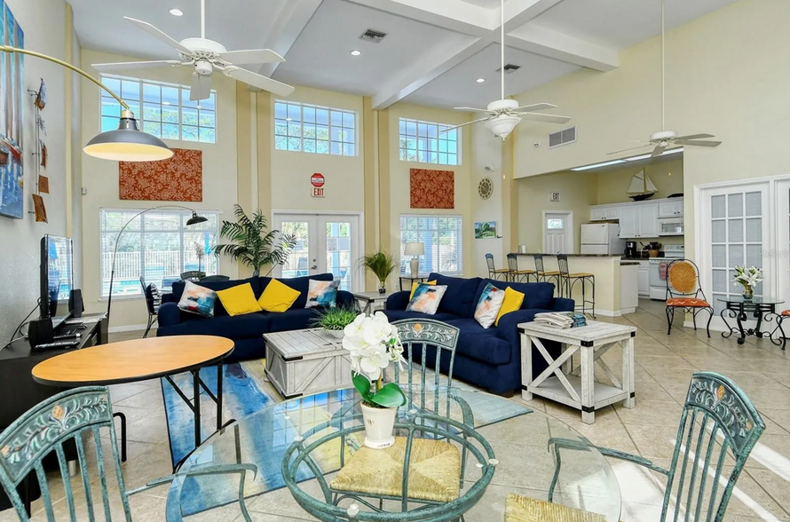 Building Photo - 850 S Tamiami Trl