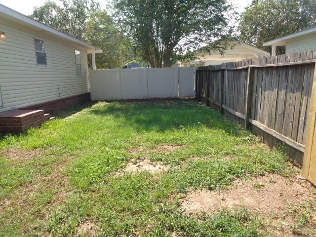 Building Photo - 10010 Sugarvine Ln