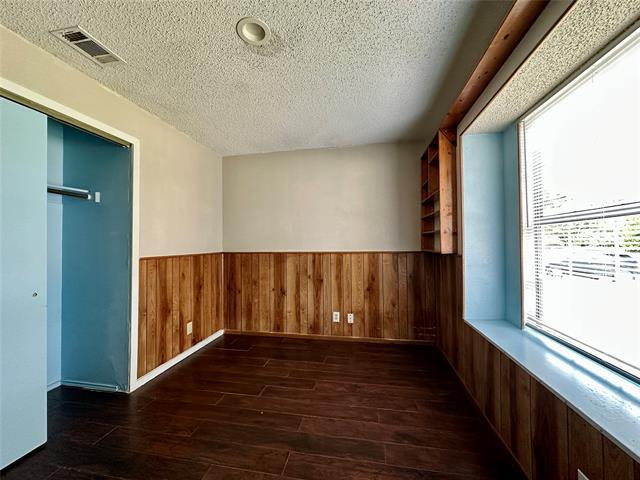 Building Photo - 1416 Woodfern Dr