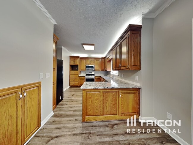 Building Photo - 3616 Zoar Rd
