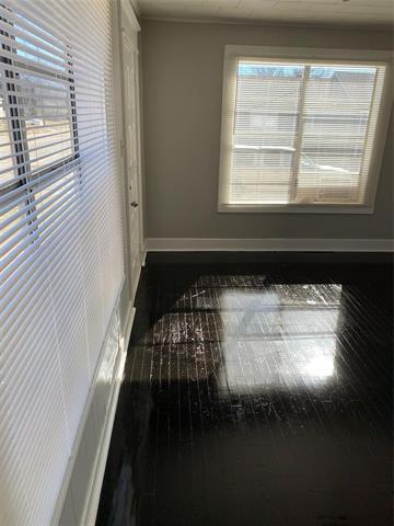 Building Photo - 1613 Park St