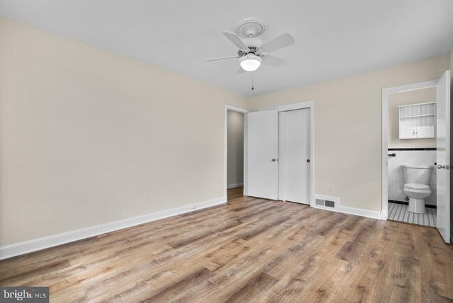 Building Photo - 5617 Knollwood Rd