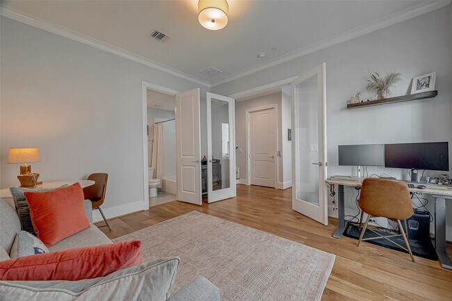 Building Photo - 5213 Feagan St