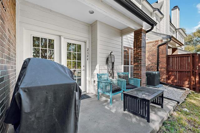 Building Photo - 2344 Southcourt Cir