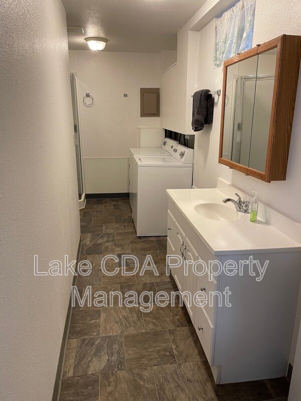 Building Photo - 3410 Belmont Rd