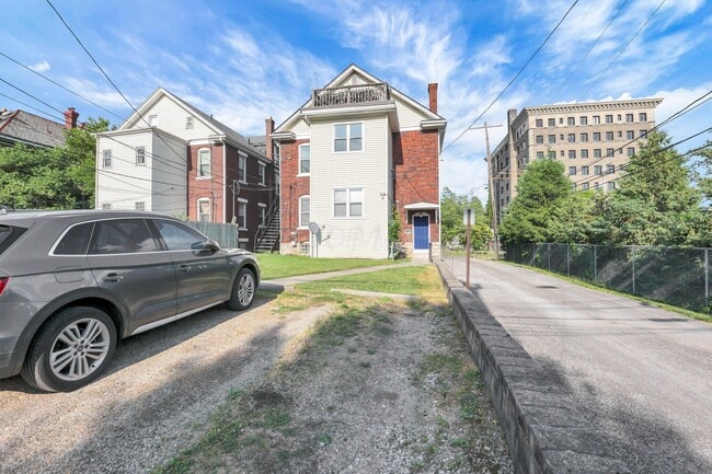 Building Photo - 29 Winner Ave