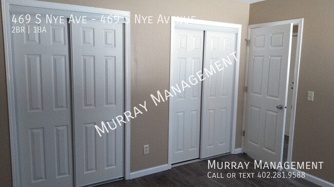 Building Photo - 469 S Nye Ave