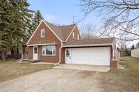 Building Photo - Three Bedroom Appleton House