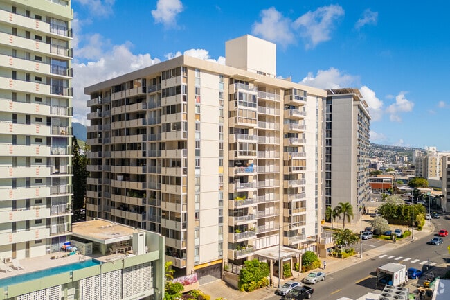 Building Photo - Kapiolani Townhomes