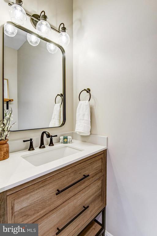 Building Photo - 12527 Heykens Ln