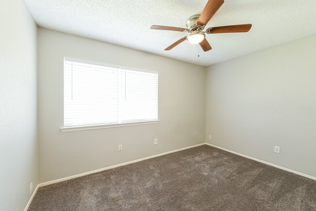 Building Photo - 13630 Alon Ln
