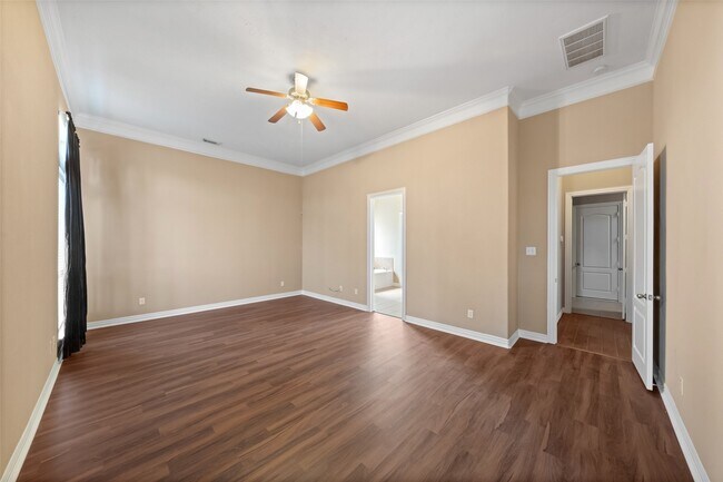 Building Photo - 23010 Prairie Lake court