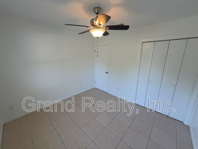 Building Photo - 4146 Charles Cir