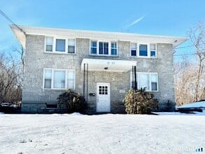 Building Photo - 61 Arch St