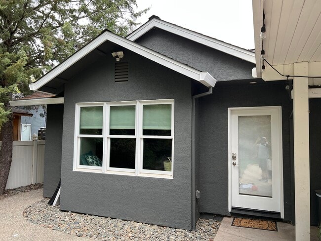 Building Photo - 11420 Wales Dr