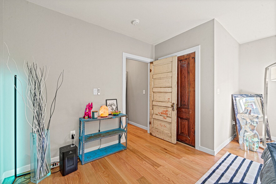 Building Photo - 311 Eagleland Dr
