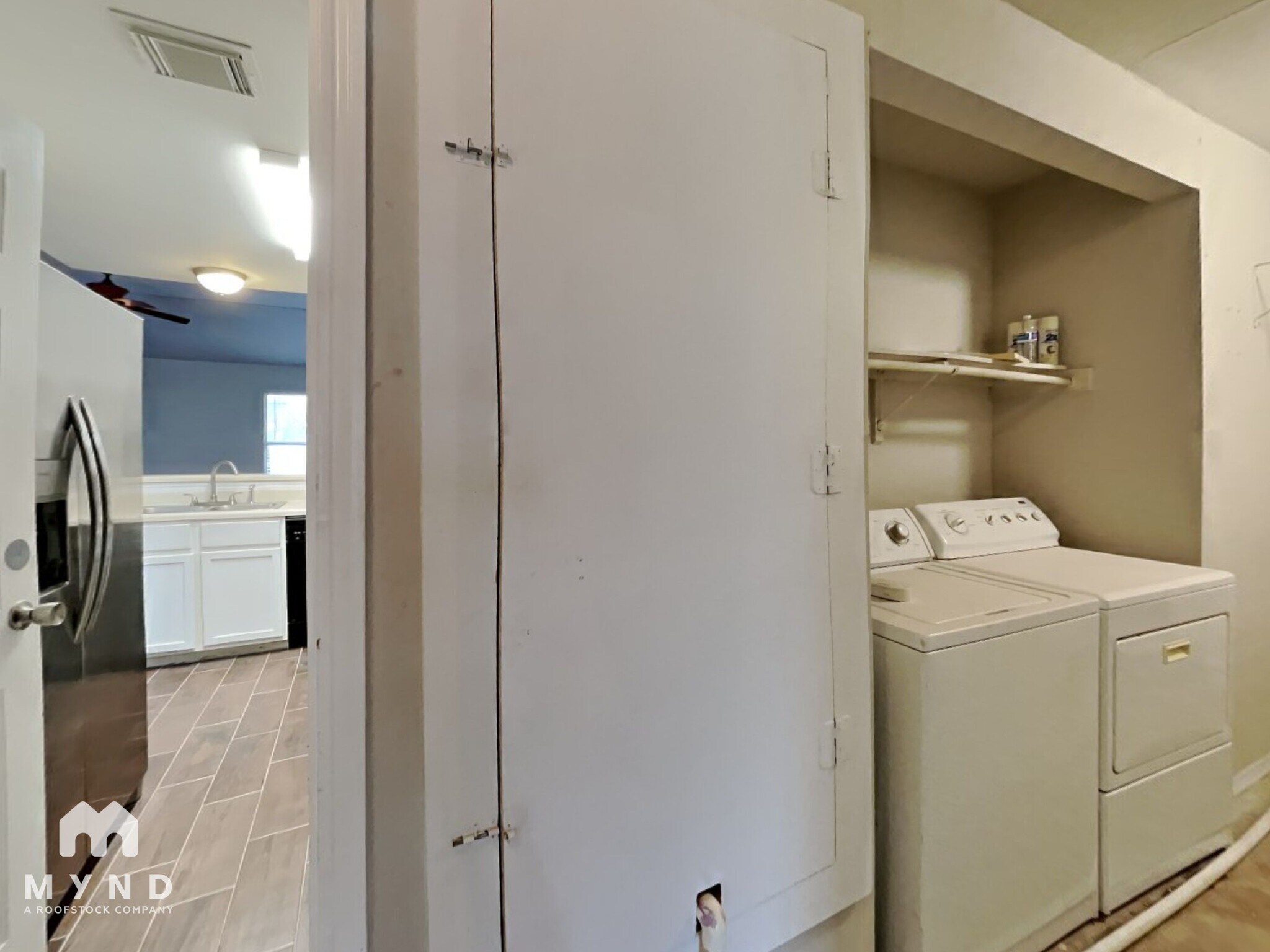 Building Photo - 6204 Duchess Dr