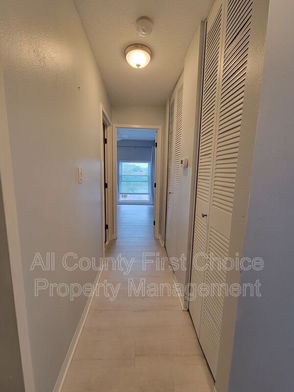 Building Photo - 2700 Bayshore Blvd
