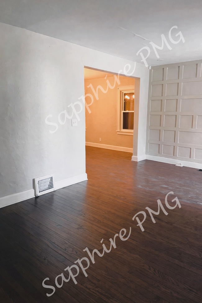 Building Photo - 5400 Olive St