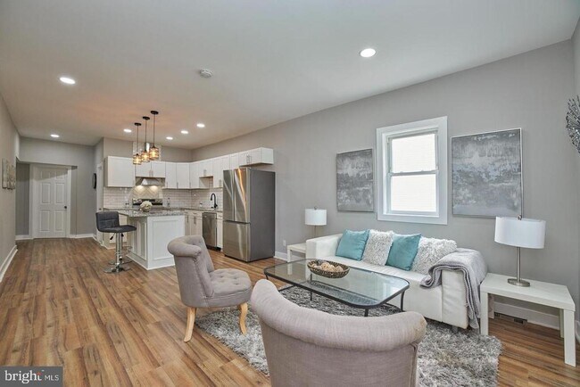 Building Photo - 1516 Opus Ave