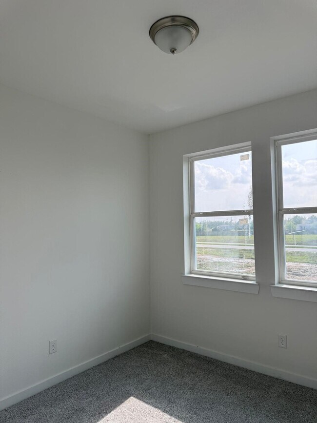 Building Photo - 6149 Rd 5503