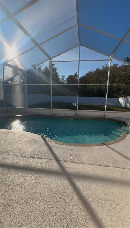Building Photo - 1718 Bridgeview Cir