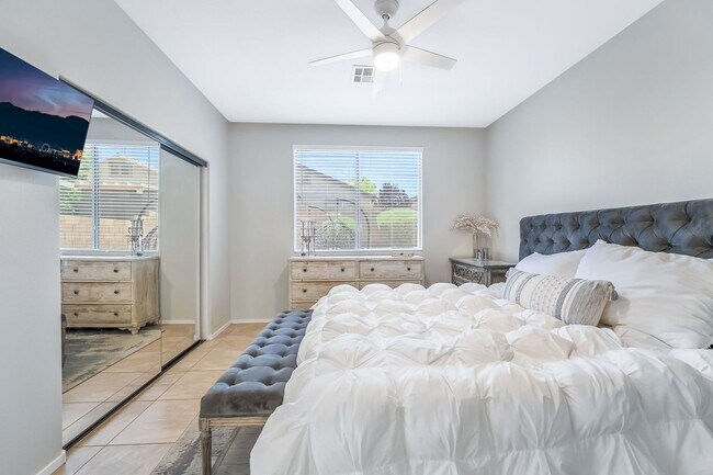 Building Photo - Single Story, 3 Bedroom, 2 Bath in Summerlin!