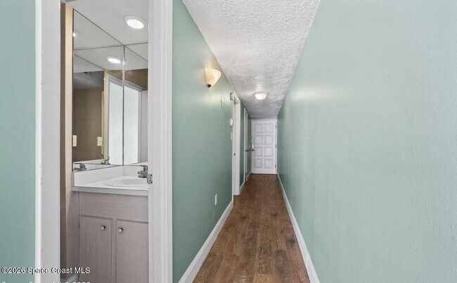 Building Photo - 1251 S Atlantic Ave