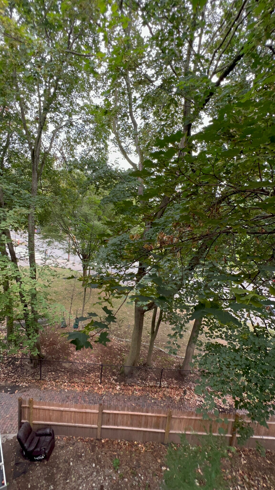 Building Photo - 1000 Memorial Dr