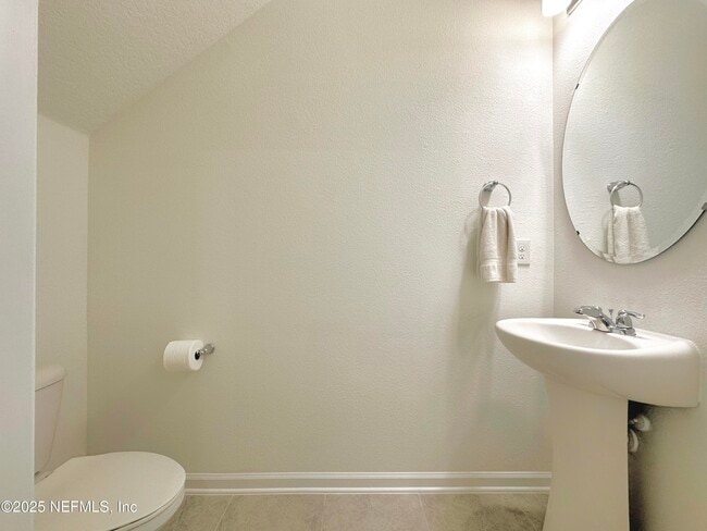 Building Photo - 3601 Athenian Wy