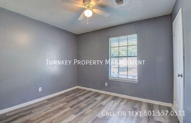 Building Photo - 3219 Holt St