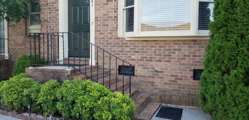 Building Photo - 481 Bramblewood Ln