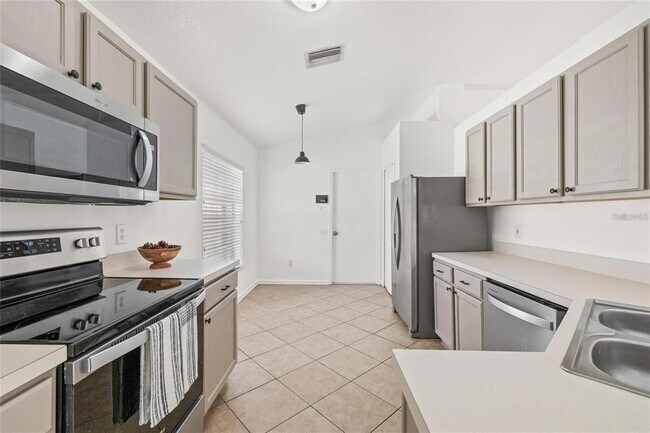 Building Photo - 13102 Early Run Ln