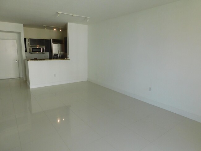 Building Photo - 550 Okeechobee Blvd