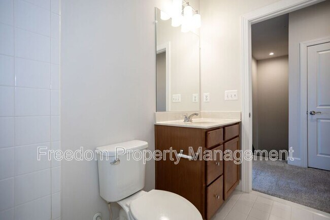 Building Photo - 9882 Hopkins Lp