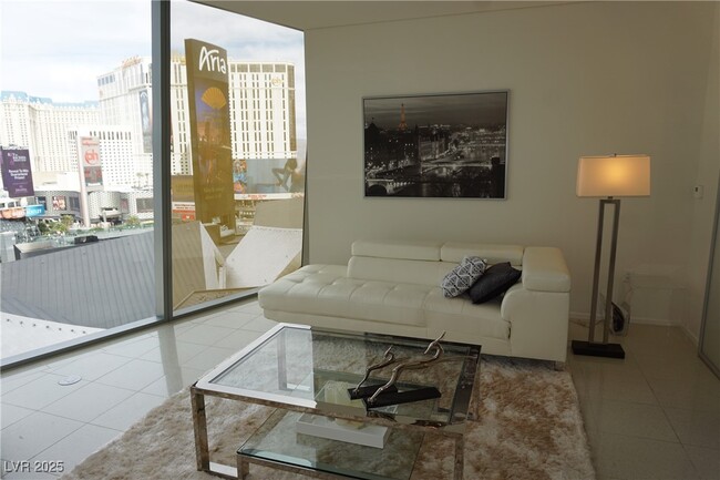 Building Photo - 3726 S Las Vegas Blvd