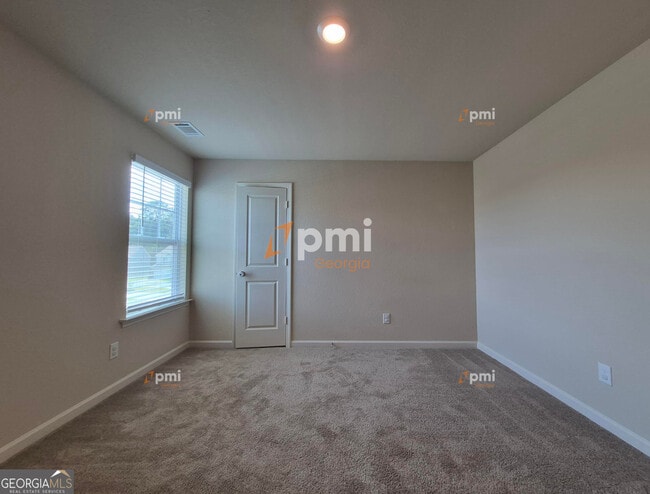Building Photo - 122 Innis Brk Cir SW