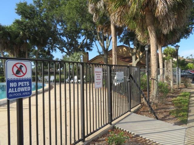 Building Photo - 1188 N Fairway Dr