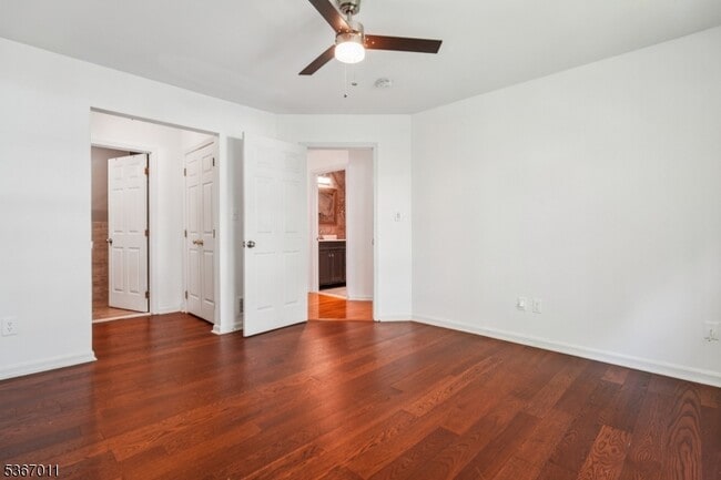 Building Photo - 315 Winthrop Dr